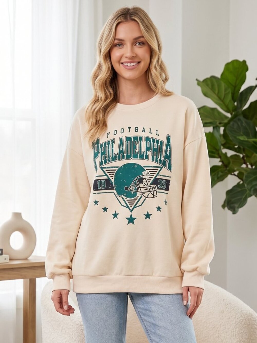 NWOT Philadelphia Football 1933 Helmet Graphic Sweatshirt Cream Pullover Top Med